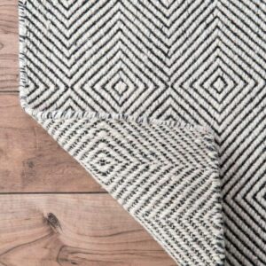 Modern Diamond Pattern Handwoven Wool Rug