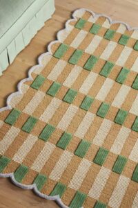 Scalloped Edge Natural Green Striped Hand Tufted Rug