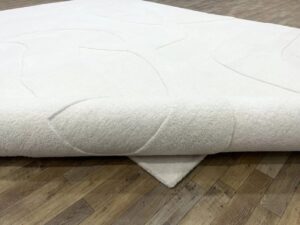 Minimal Ivory Abstract Line Hand Tufted Rug